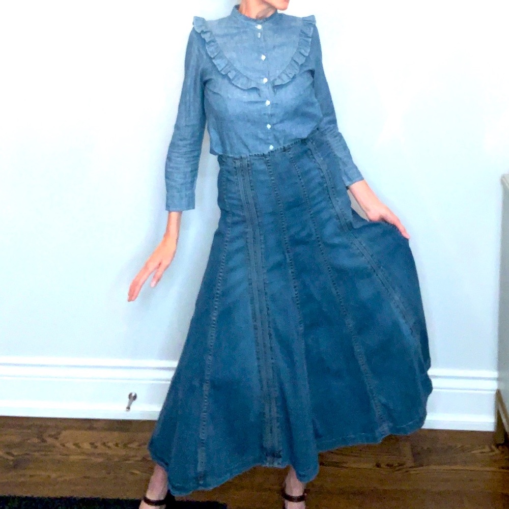 Vintage Levis Denim Ruffle Shirt🦋